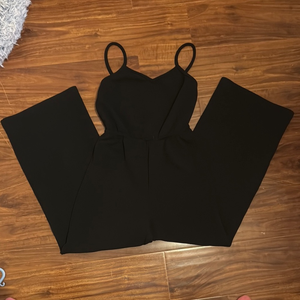 SHEIN Black Romper with Wide-Leg Design and Spaghetti Straps